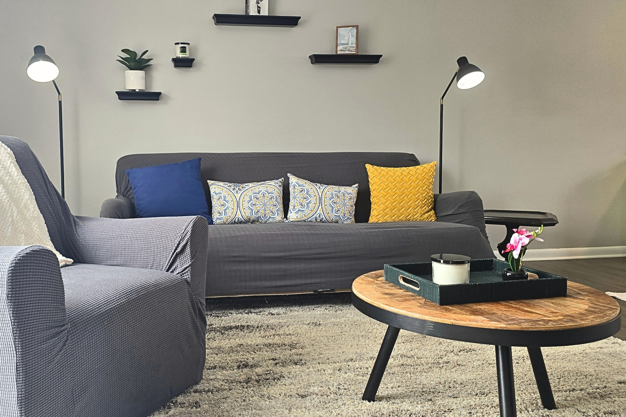 Blue-Haven-Retreat-Living-Room-Near-Hall-Of-Fame